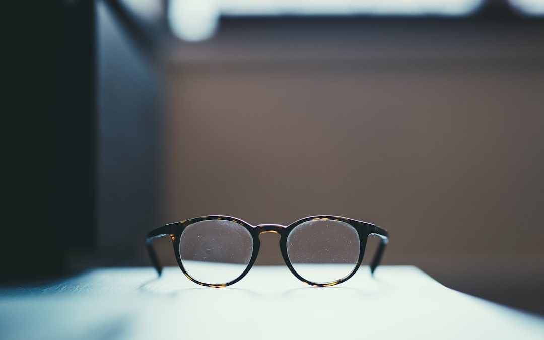 Top Signs It’s Time to Update Your Glasses Prescription